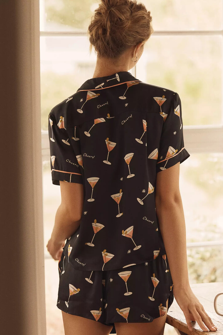 seidiges gemustertes pyjamaoberteil von anthropologie