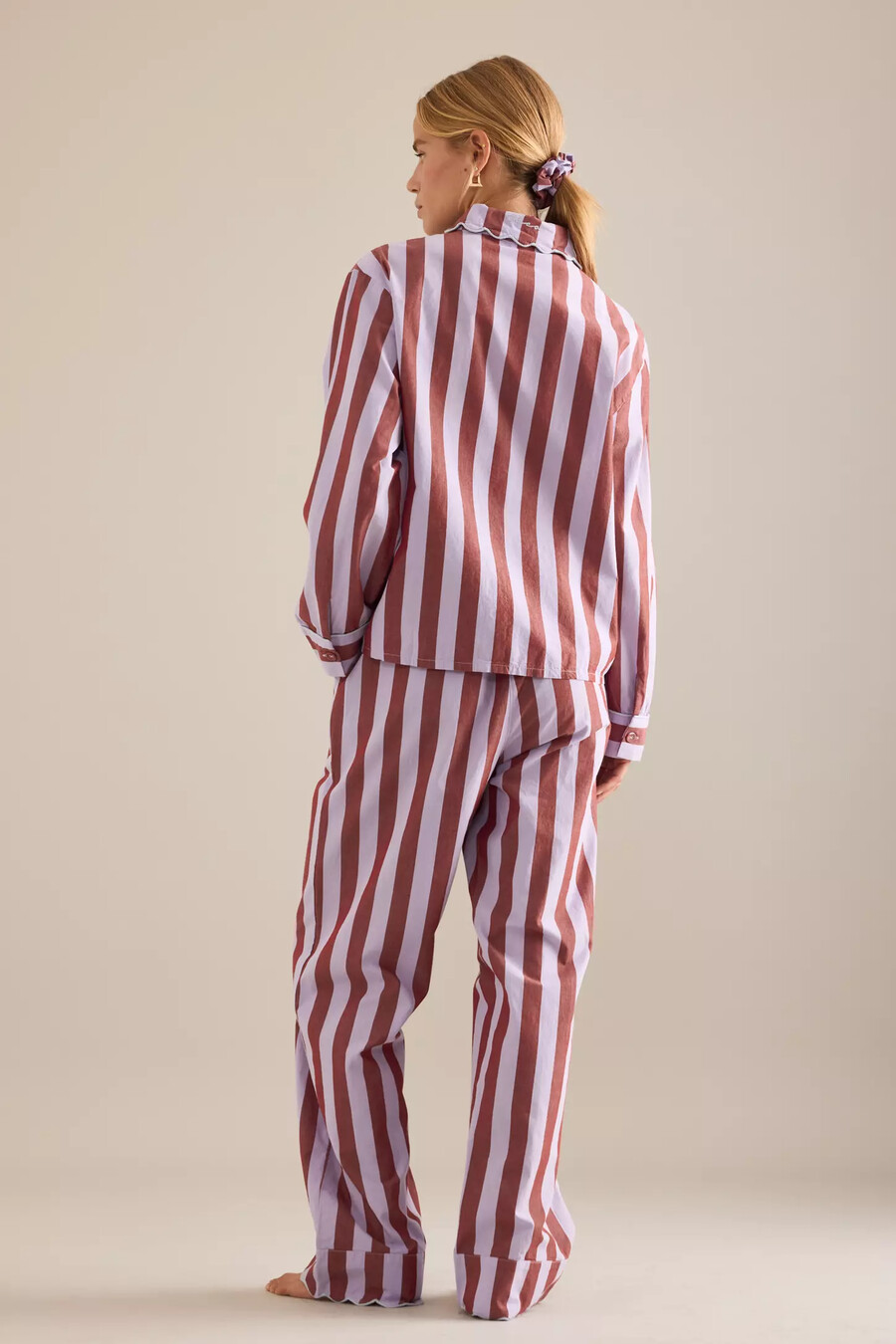 tbco gestreifter langer pyjama-satz