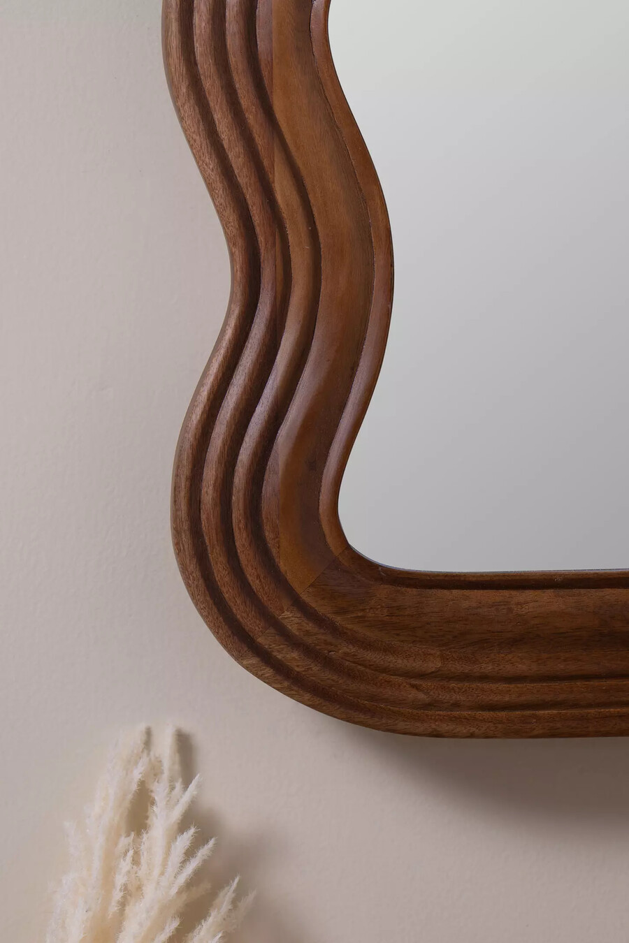 frances mango wood wiggle frame wandspiegel