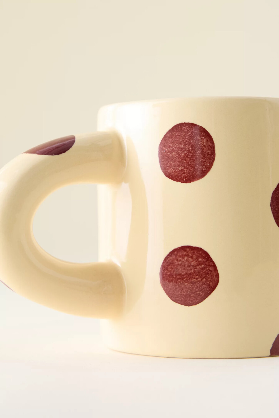 handbemalter runder becher aus damson madder