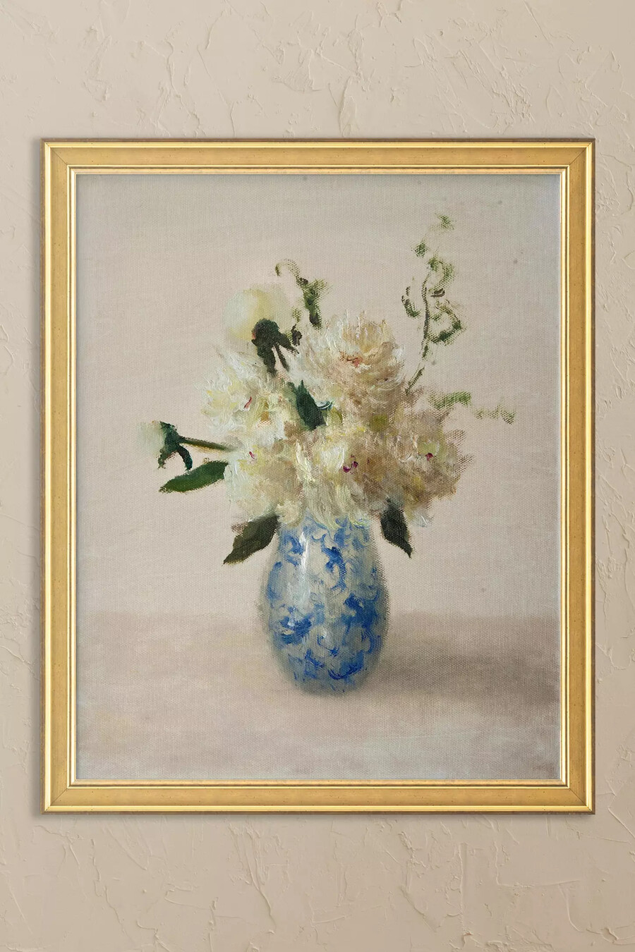 pfingstrosen in einer keramikvase gerahmtes wandbild