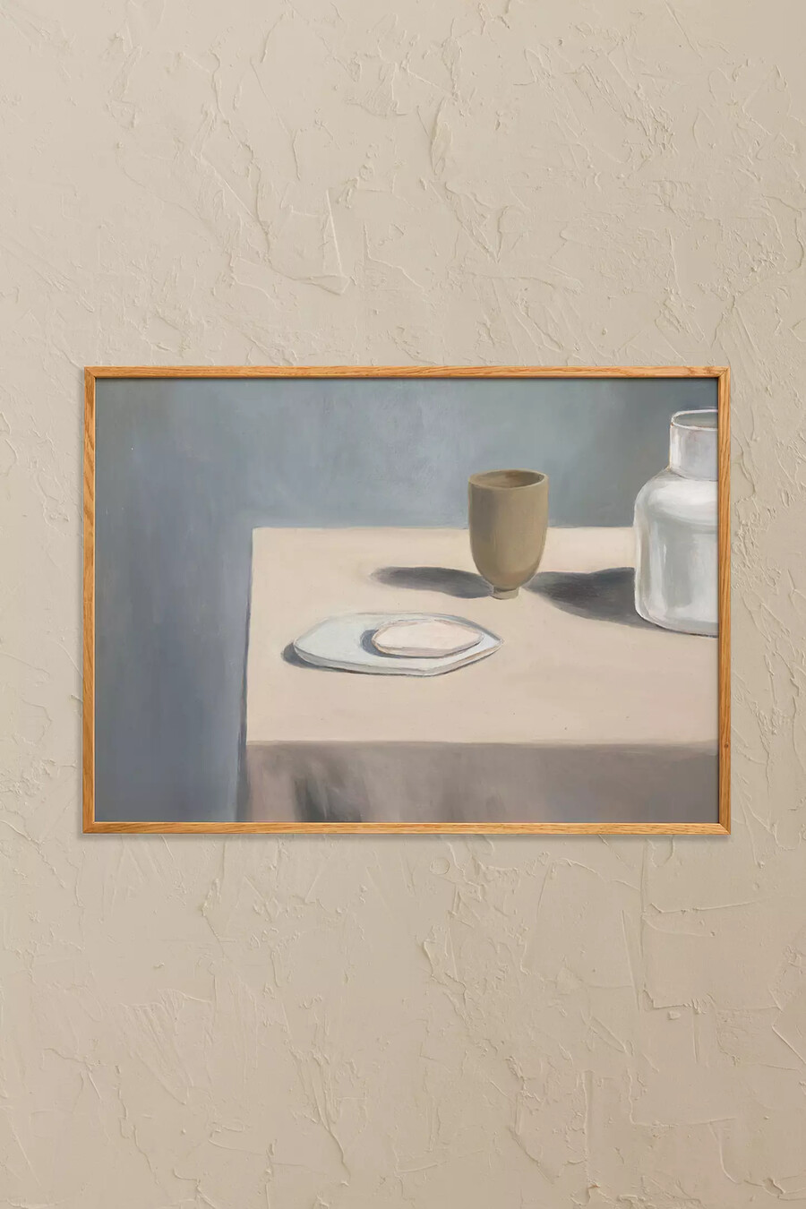auf einem tisch von jonna valtner gerahmtes wandbild