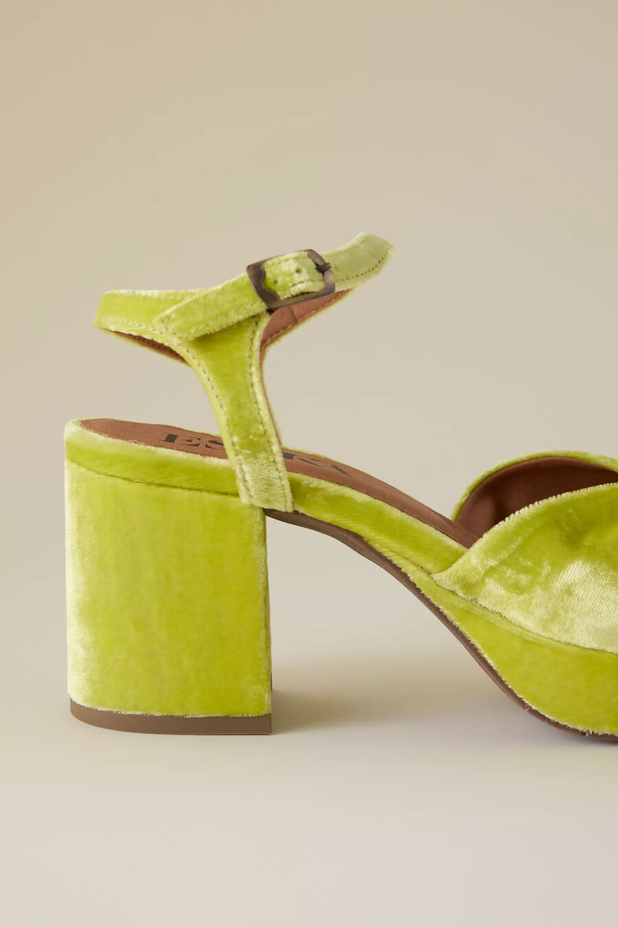 esska chilli velvet plateau-heels