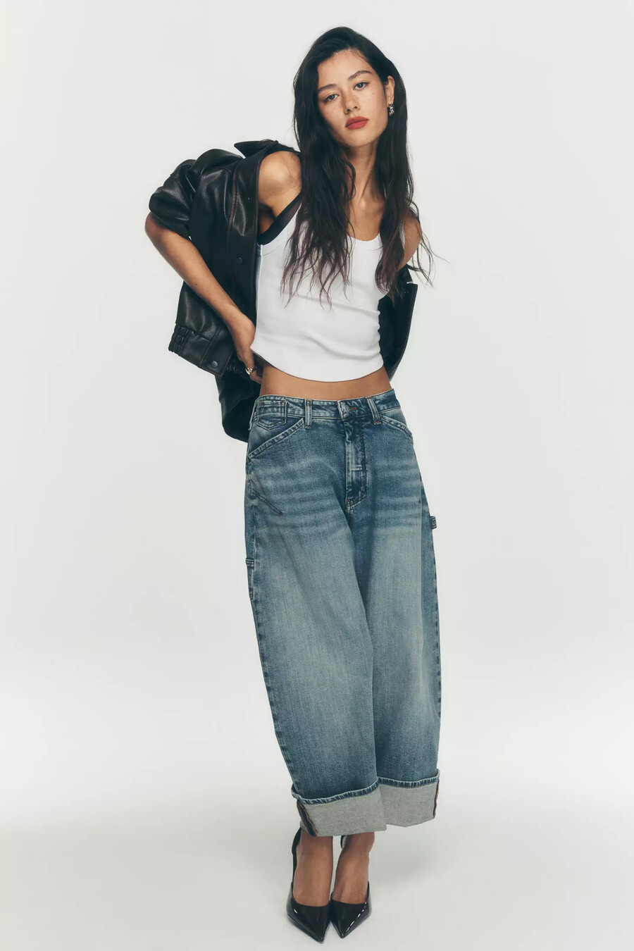 die kayden high-rise barrel jeans von pilcro