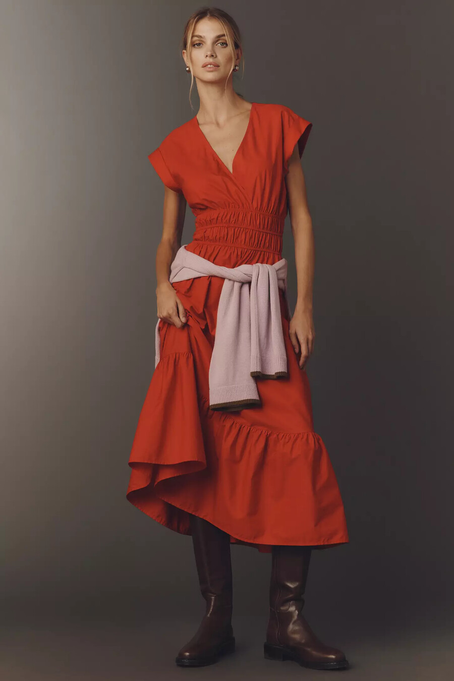 maeve midikleid mit kurzen Ärmeln v-ausschnitt und smokdetails