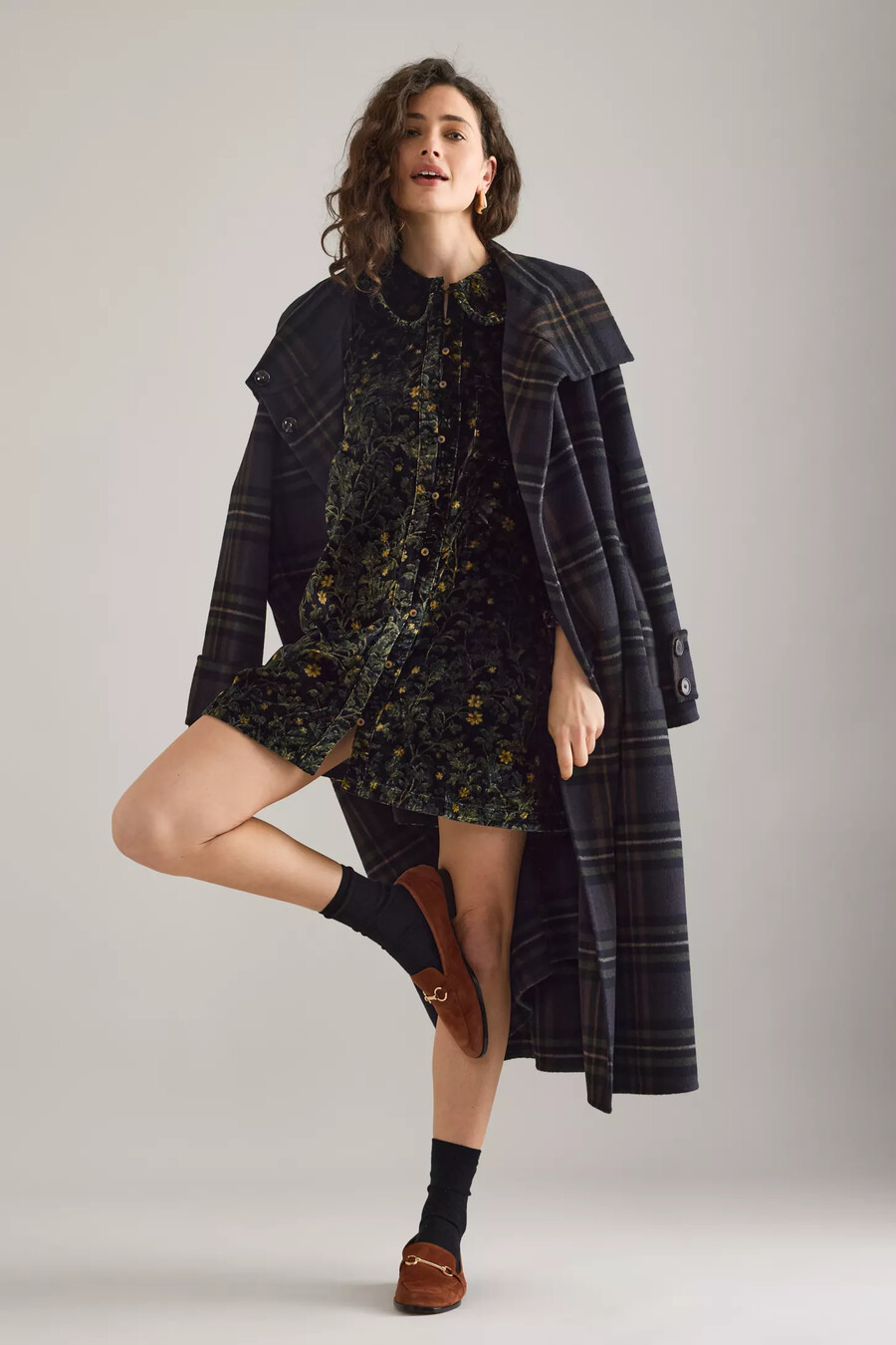 das langärmelige samt-minikleid keira von pilcro
