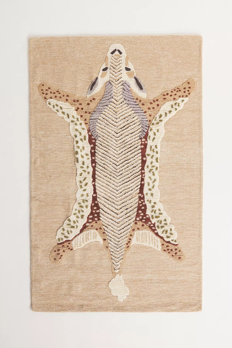 handgetufteter panthera-teppich