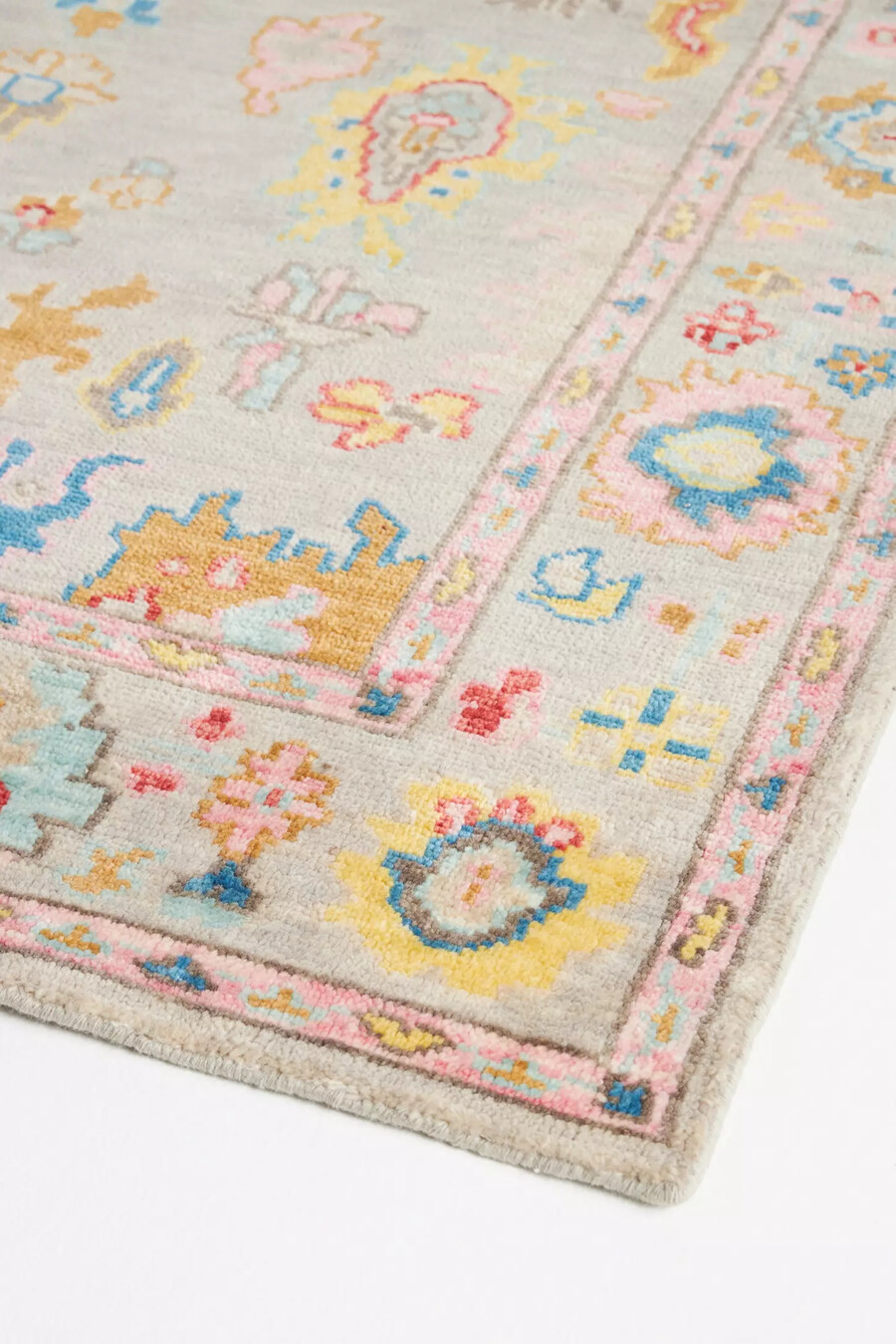 mehrfarbiger handgeknüpfter wollteppich im persischen stil