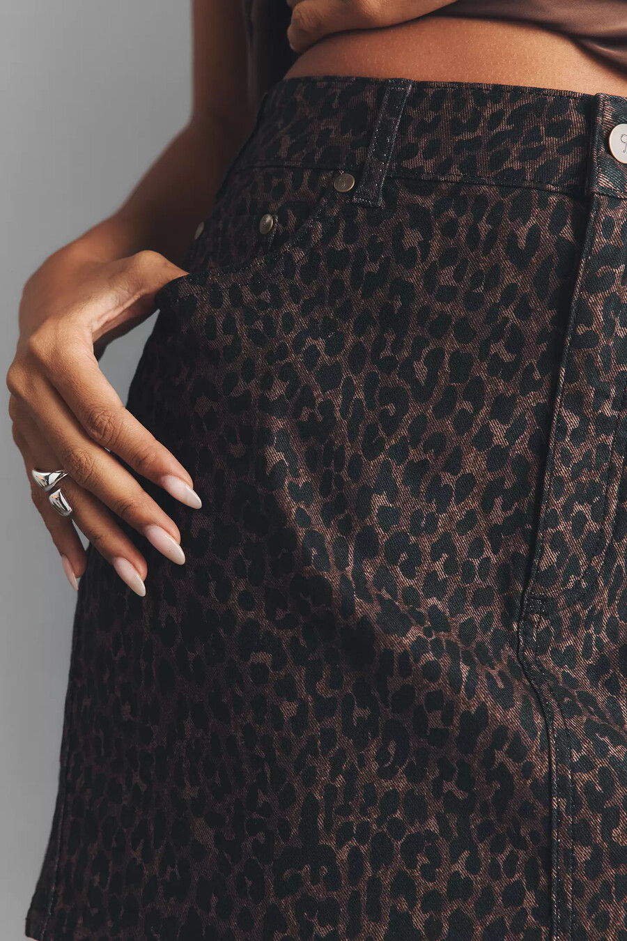 pilcro minirock aus jeansstoff mit leopardenmuster