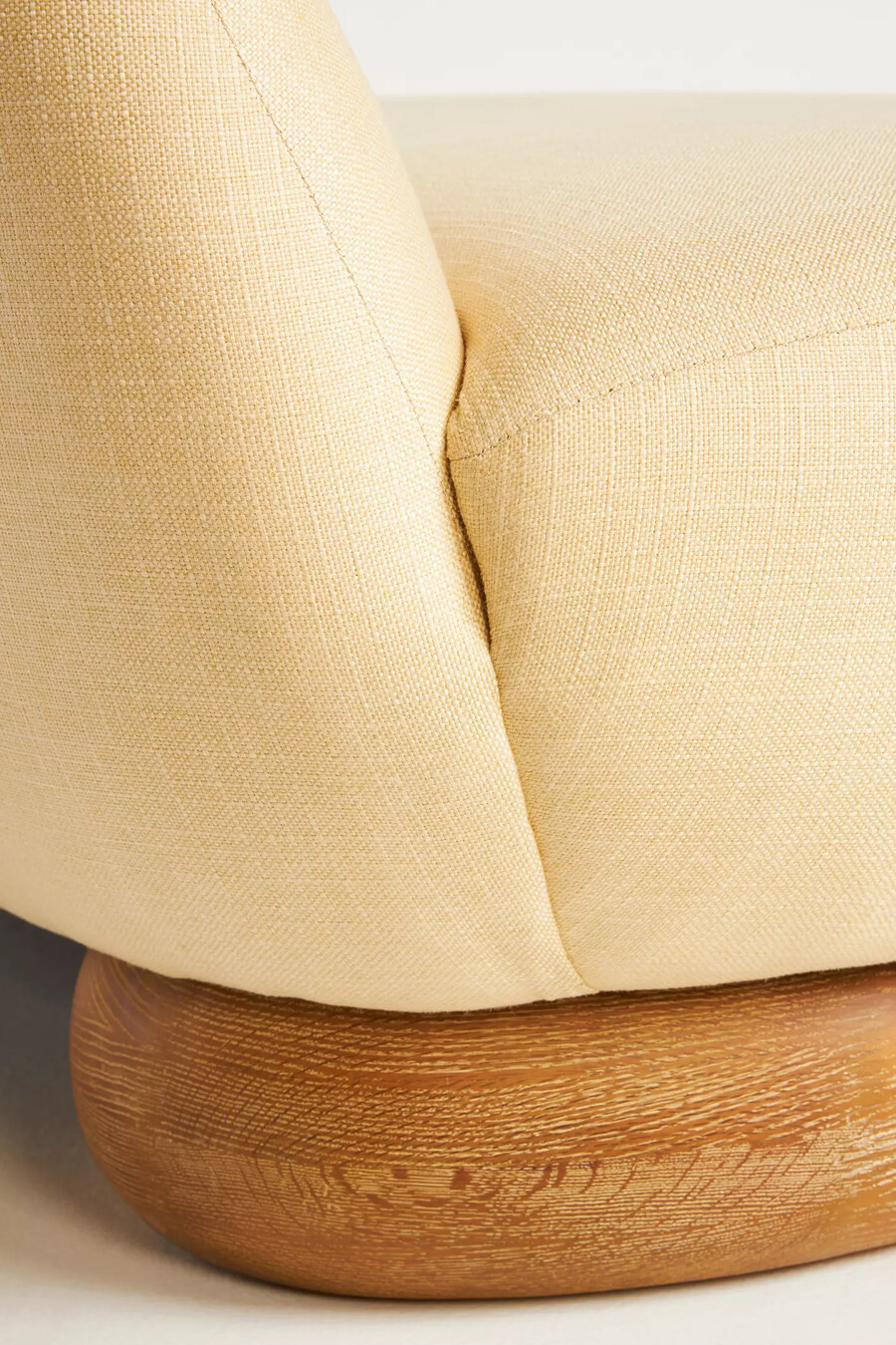 remy skulpturales sofa ohne armlehnen