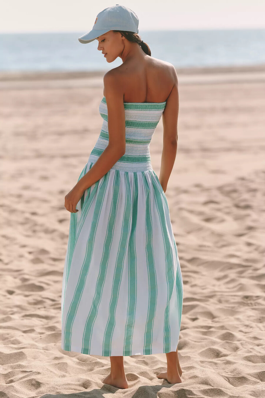 celandine trägerloses midikleid mit smokdetails und tiefer taille