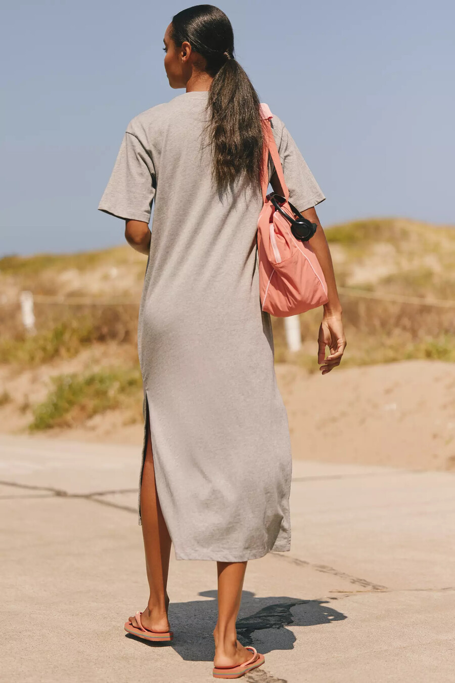 jordan nickson x celandine baumwoll-midikleid mit rundhalsausschnitt