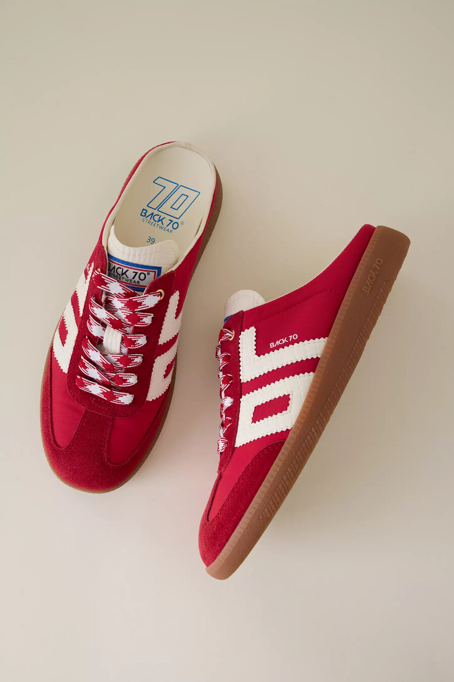 back 70 rote rückenfreie mule-trainer