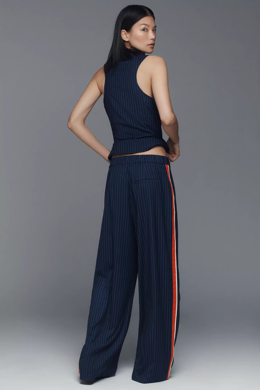 die avery plissee-hose mit weitem bein von maeve nadelstreifen-edition