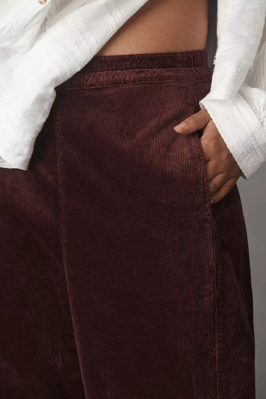 die izzie relaxed pull-on barrel trousers von pilcro cord-edition