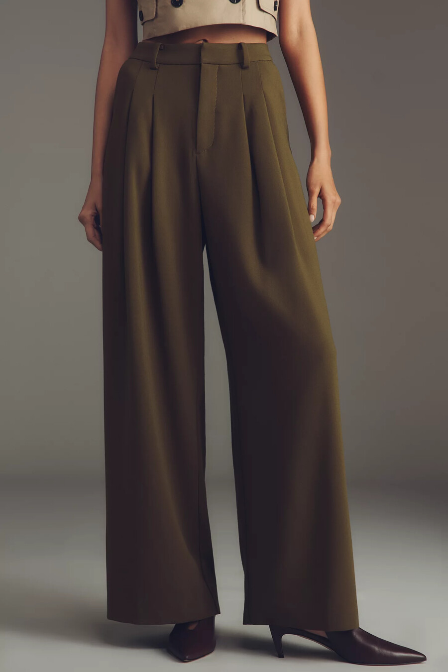 die avery wide-leg plisseehose von maeve