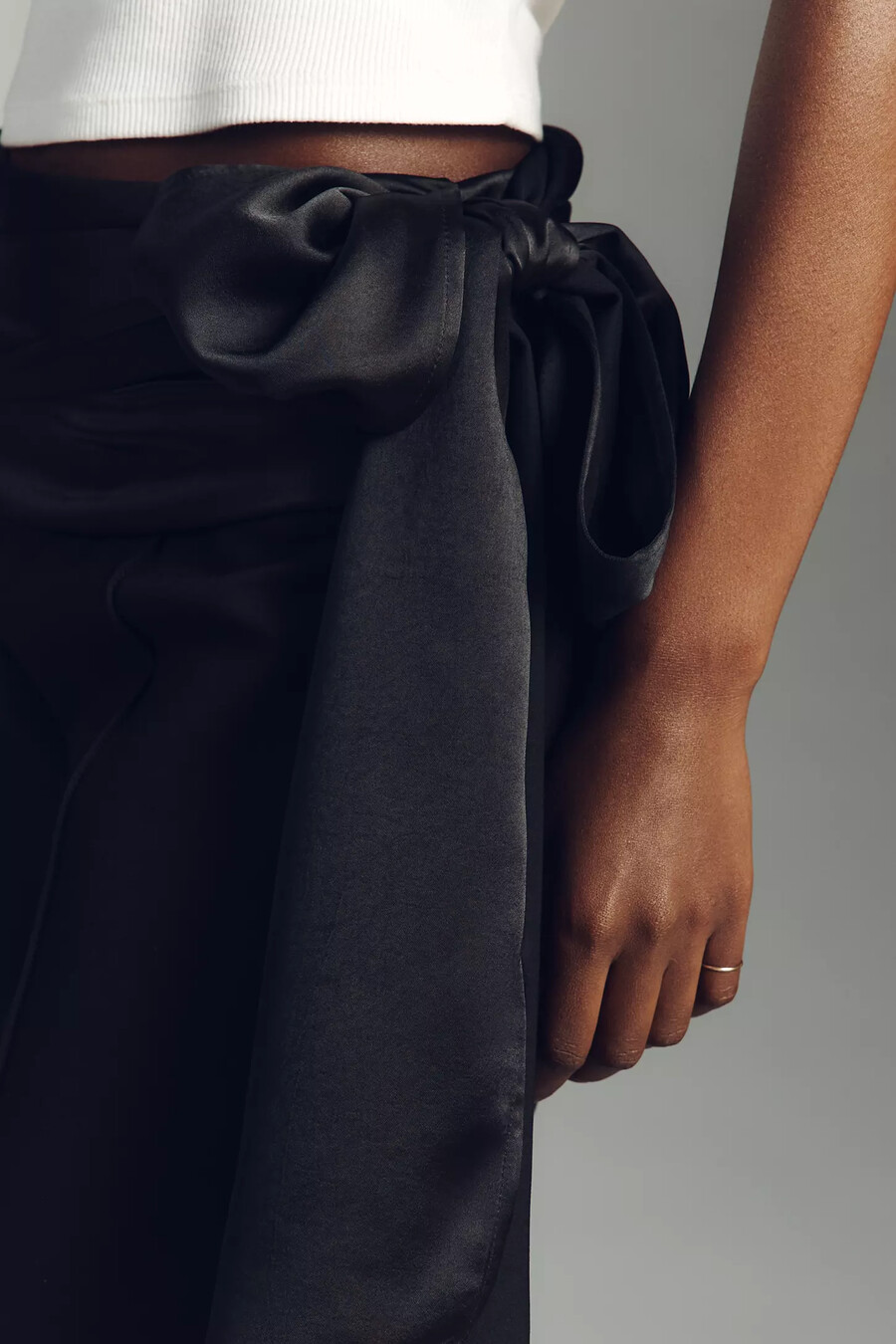 von anthropologie smoking-gürtelhose mit schleife schmal geschnitten